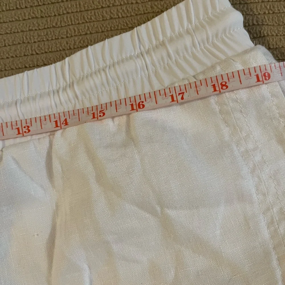 Athleta White Athletic Shorts 14